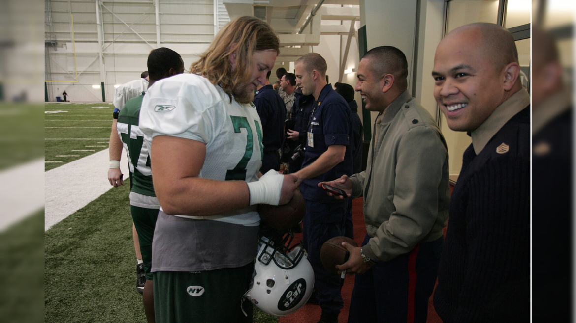 Former NY Jets Star Nick Mangold Dies at 41