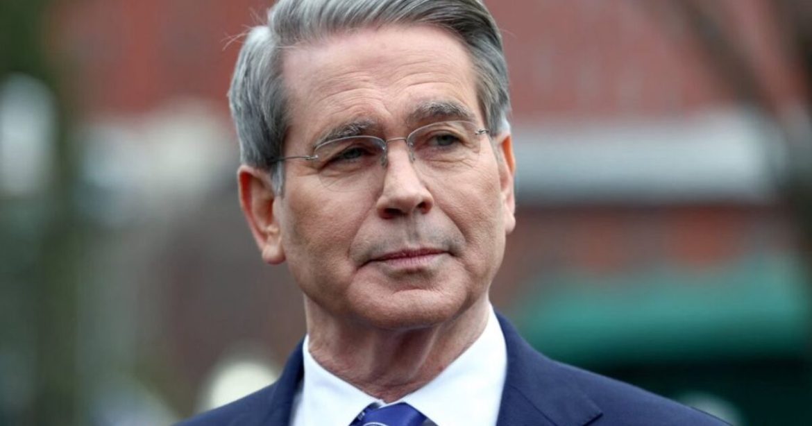 Scott Bessent Destroys Elizabeth Warren and Amy Klobuchar: ‘You Are Failures’